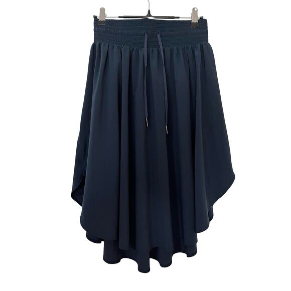 Lululemon Everyday Knee Length Asymmetrical Skirt Size 6 Navy Dance Performance - Picture 1 of 5